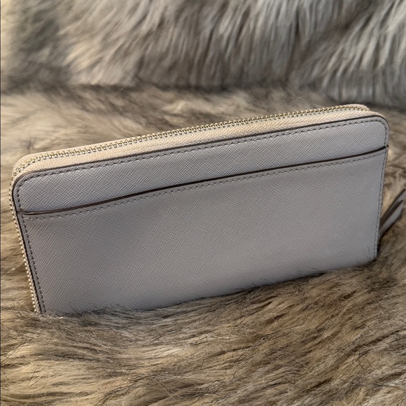 Kate Spade Light Gray Zip Wallet - Picture 5 of 9
